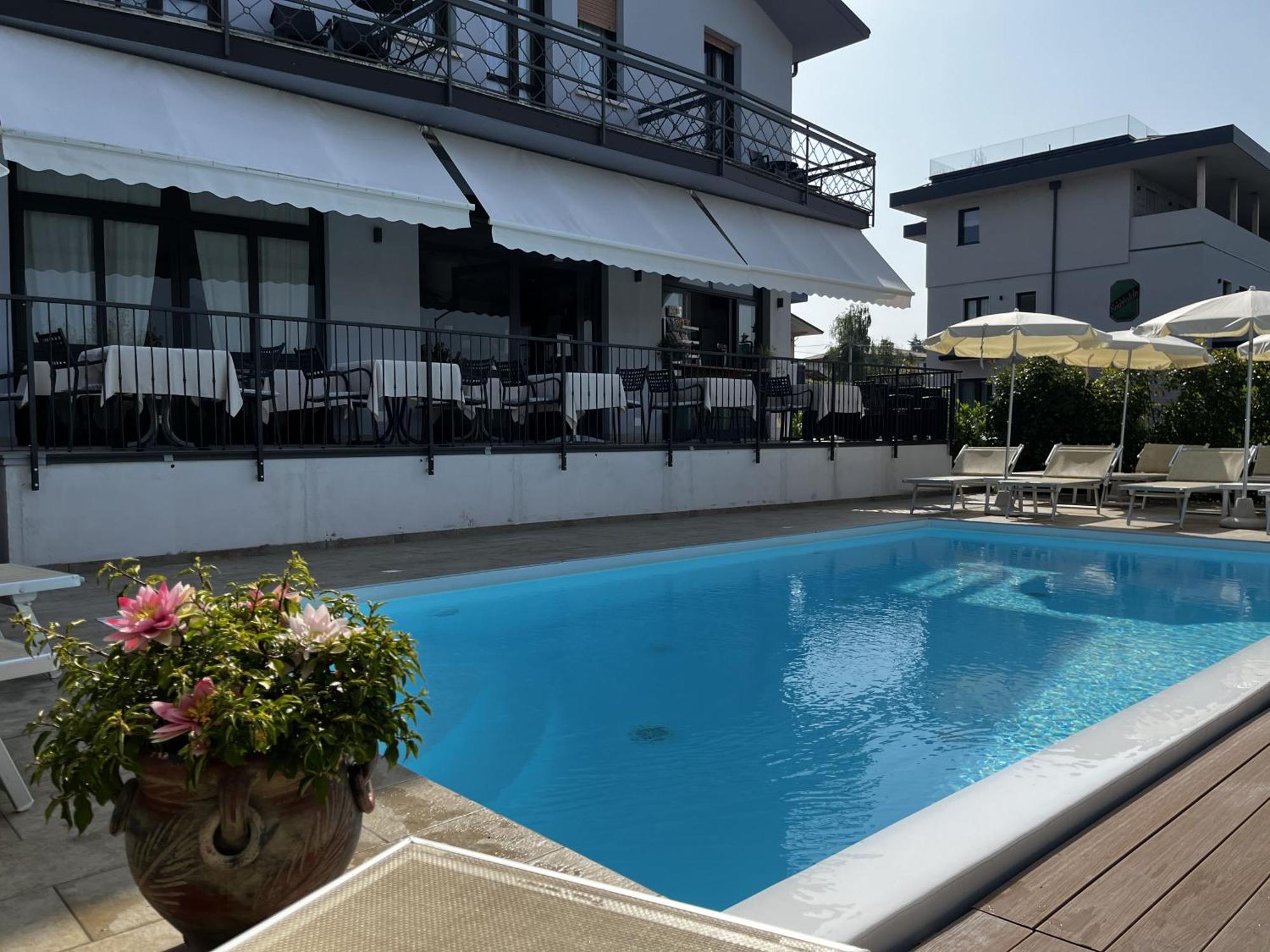 Hotel Renata Lazise Luaran gambar